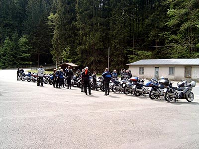 So schauen 17 FJR von hinten aus Bild